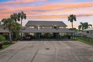 662 Yardarm Dr, APOLLO BEACH