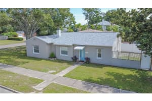 1231 48th St N, ST PETERSBURG