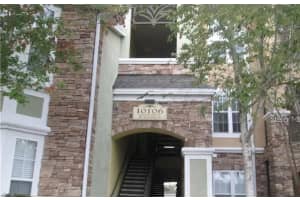 10106 Courtney Oaks Cir #202, TAMPA