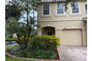 10606 Shady Falls Ct, RIVERVIEW