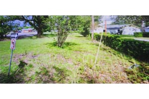 4944 6th St, ZEPHYRHILLS