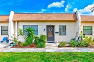 1619 Mission Hills Blvd, CLEARWATER