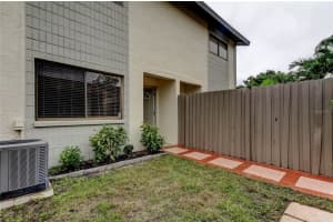 1976 Whitney Way, CLEARWATER