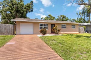 3520 Aloha Dr, SARASOTA