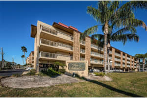 105 Island Way #147, CLEARWATER BEACH