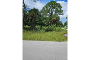 801 Wakaw Ln, PALM BAY