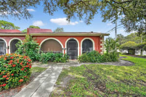 6482 71st St N, PINELLAS PARK