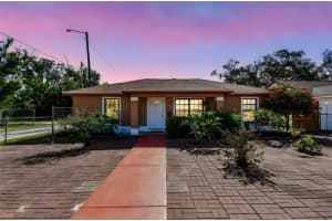 460 48th St S, ST PETERSBURG 460 48th St S, ST PETERSBURG