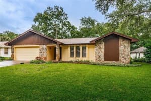 124 Mayfair Cir W, PALM HARBOR
