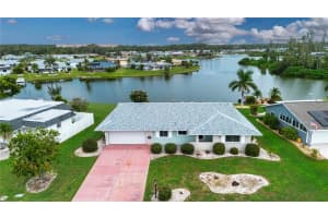 1715 Danbury Dr, SUN CITY CENTER