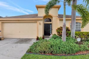 2550 Big Pine Dr, HOLIDAY