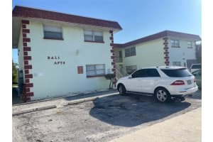 105 11th Ave #10, ST PETE BEACH