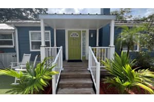 2301 W Idlewild Ave, TAMPA