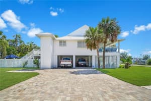 3335 W Maritana Dr, ST PETE BEACH