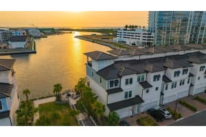 5351 Bridge St #32, TAMPA