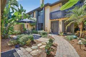 13300 Indian Rocks Rd #403, LARGO