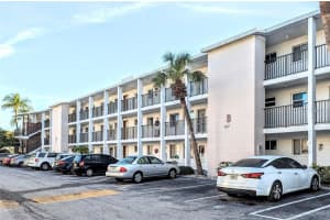 5873 Palm Ln #b33, BRADENTON