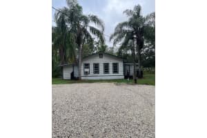 1537 Poe Rd, LAKE WALES