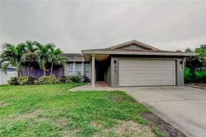 6747 Deer Pond Ln N, PINELLAS PARK