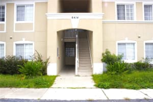 6414 Hollydale Pl #101, RIVERVIEW