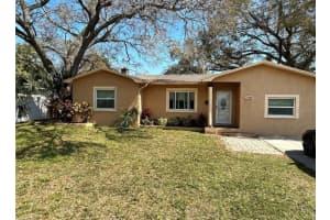 2700 22nd St S, ST PETERSBURG