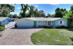 5529 Yorkshire Way, SARASOTA