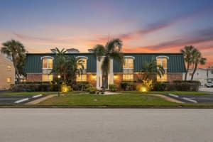 1065 Eden Isle Blvd Ne #2, ST PETERSBURG