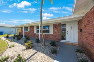 6894 14th Ave N, ST PETERSBURG