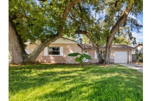 1574 Huntington Ln, CLEARWATER