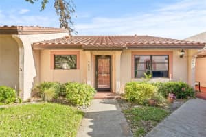 9677 86th Ave, SEMINOLE
