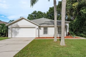 813 Crestridge Dr, TARPON SPRINGS