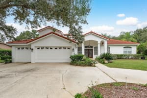 1534 E Lake Woodlands Pkwy, OLDSMAR