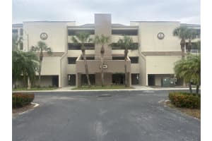 2795 Kipps Colony Dr S #305, ST PETERSBURG