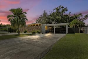 7502 Lakeside Blvd, TAMPA