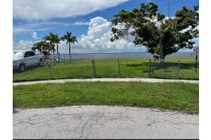 4460 Gardner Dr, PORT CHARLOTTE