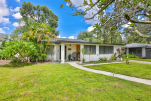 10406 Cliff Cir, TAMPA