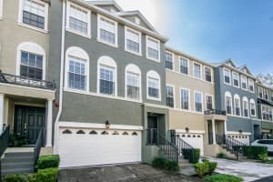 1426 Harbour Walk Rd, TAMPA