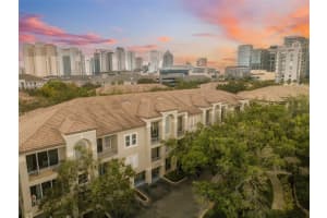 761 Mainsail Dr, TAMPA