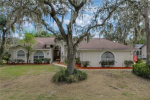 1615 Lady Bowers Trl, LAKELAND