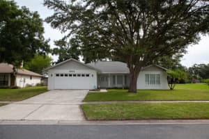 2004 E Timberlane Dr, PLANT CITY 2004 E Timberlane Dr, PLANT CITY