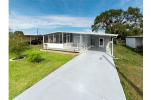 36905 Kay Ave, ZEPHYRHILLS