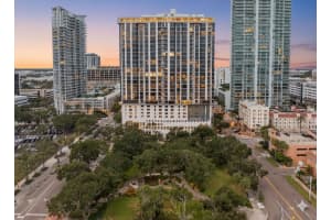 1 Beach Dr Se #2206, ST PETERSBURG