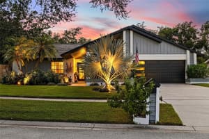 502 Sportsman Park Dr, SEFFNER
