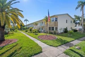 5855 18th St N #12, ST PETERSBURG