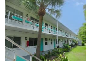 6100 21st St N #17a, ST PETERSBURG