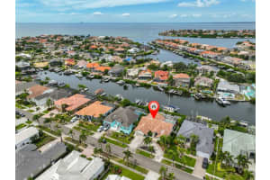 913 Allegro Ln, APOLLO BEACH
