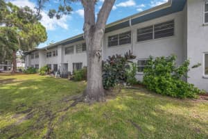 7560 92nd St #103b, SEMINOLE