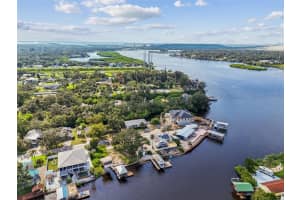 9914 Alavista Dr, GIBSONTON