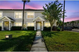 640 Kensington Lake Cir, BRANDON 640 Kensington Lake Cir, BRANDON