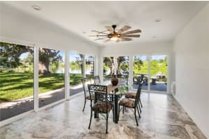 10517 Blossom Lake Dr, SEMINOLE